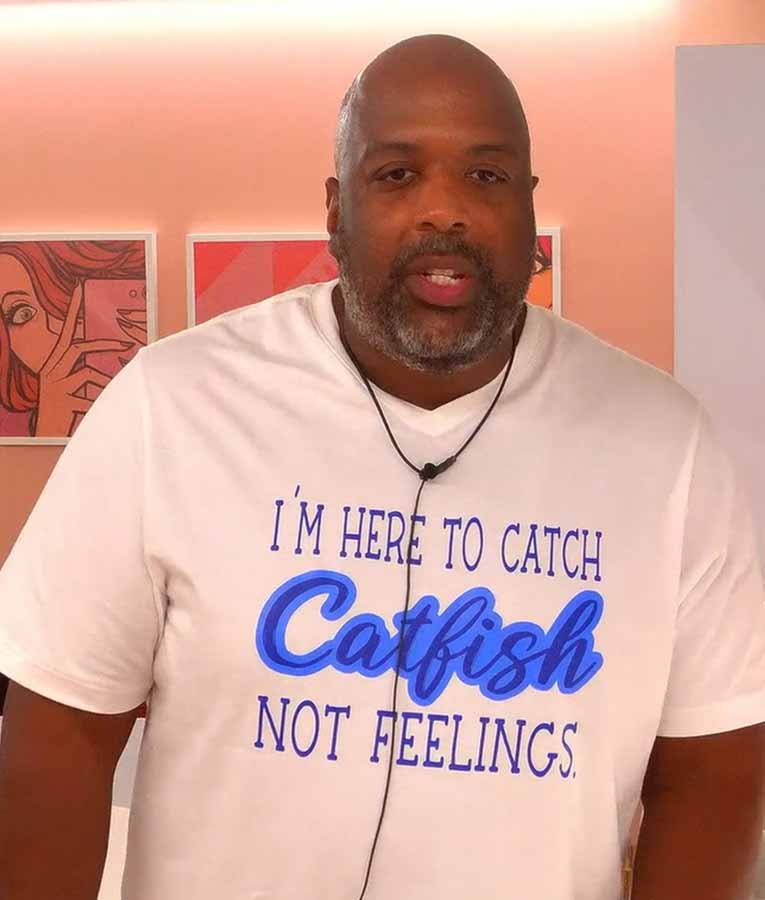 The Circle Brian Clark I'M Here To Catch Catfish Not Feelings T-Shirt