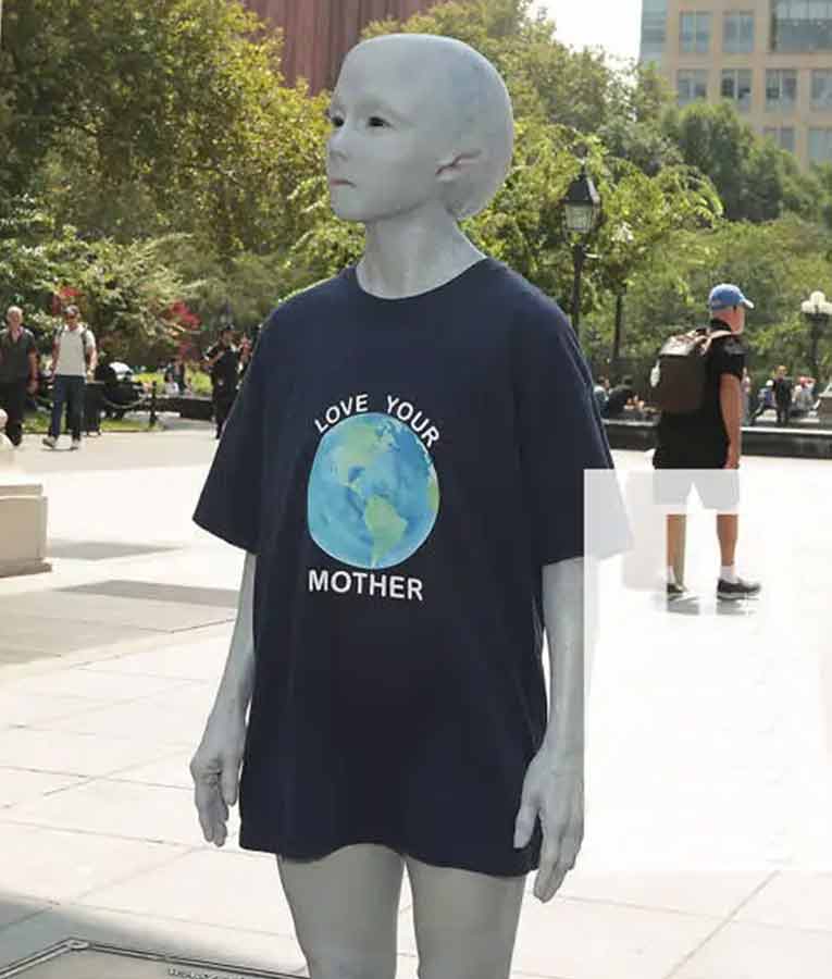Jules Jade Quon Jules Love Your Mother Earth T-Shirt