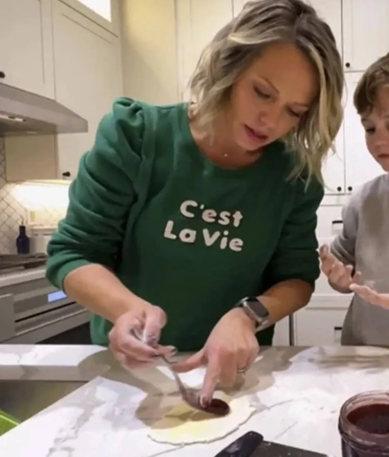 The Today Show Dylan Dreyer C'est la vie Sweatshirt