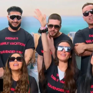 Jersey Shore Family Vacation Deena’s Family Vacation Scavenger Hunt T-Shirt