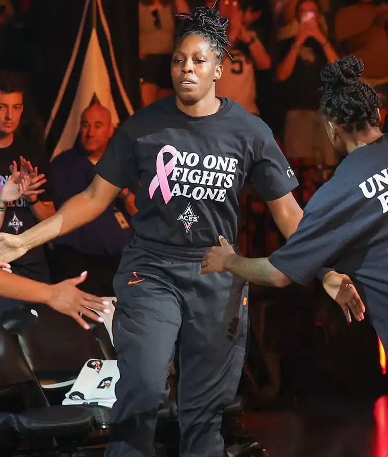 Las Vegas Aces Chelsea Gray No One Fights Alone United for a Cure T-Shirt