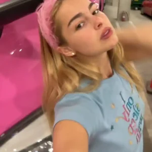 Addison Rae I Only Sleep with the Best T-Shirt